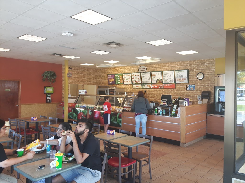 Subway | 2545 Princess St, Kingston, ON K7L 4B2, Canada | Phone: (613) 384-2191