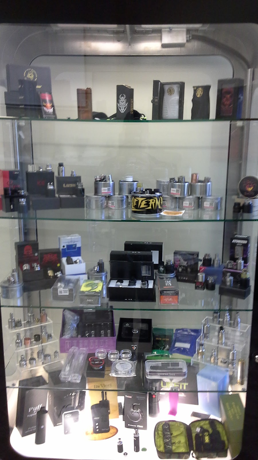 Valley Vapors Penticton | 3450 Skaha Lake Rd #105, Penticton, BC V2A 6G4, Canada | Phone: (236) 422-4894