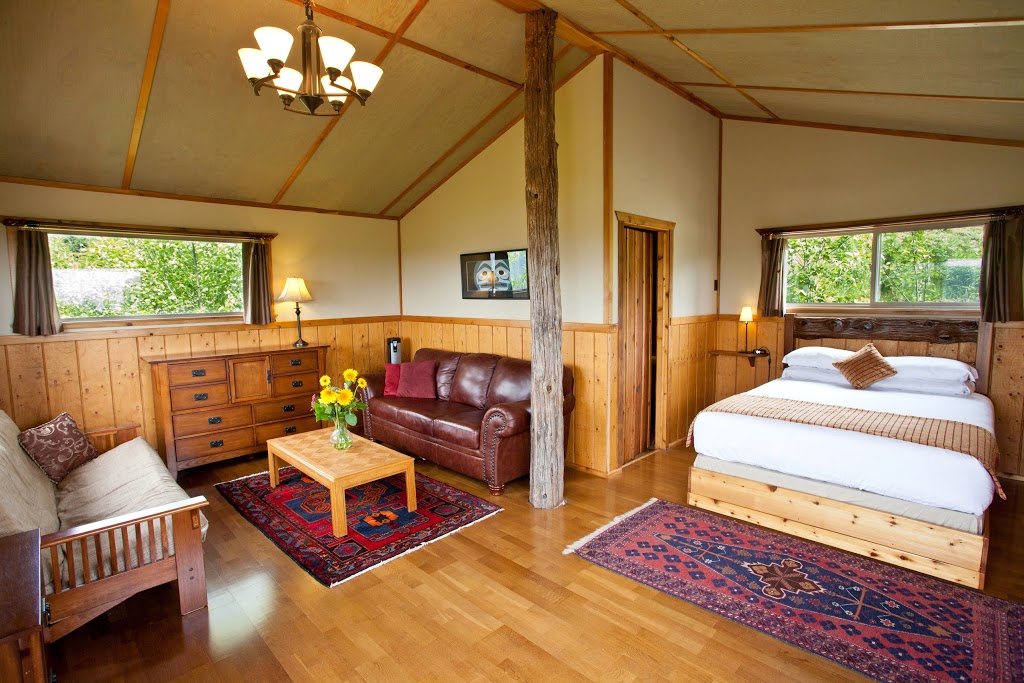 Soule Creek Lodge | 6215 Powder Main Rd, Port Renfrew, BC V0S 1K0, Canada | Phone: (866) 277-6853