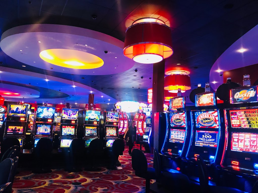 Starlight Casino | 350 Gifford St, New Westminster, BC V3M 7A3, Canada | Phone: (604) 777-2946