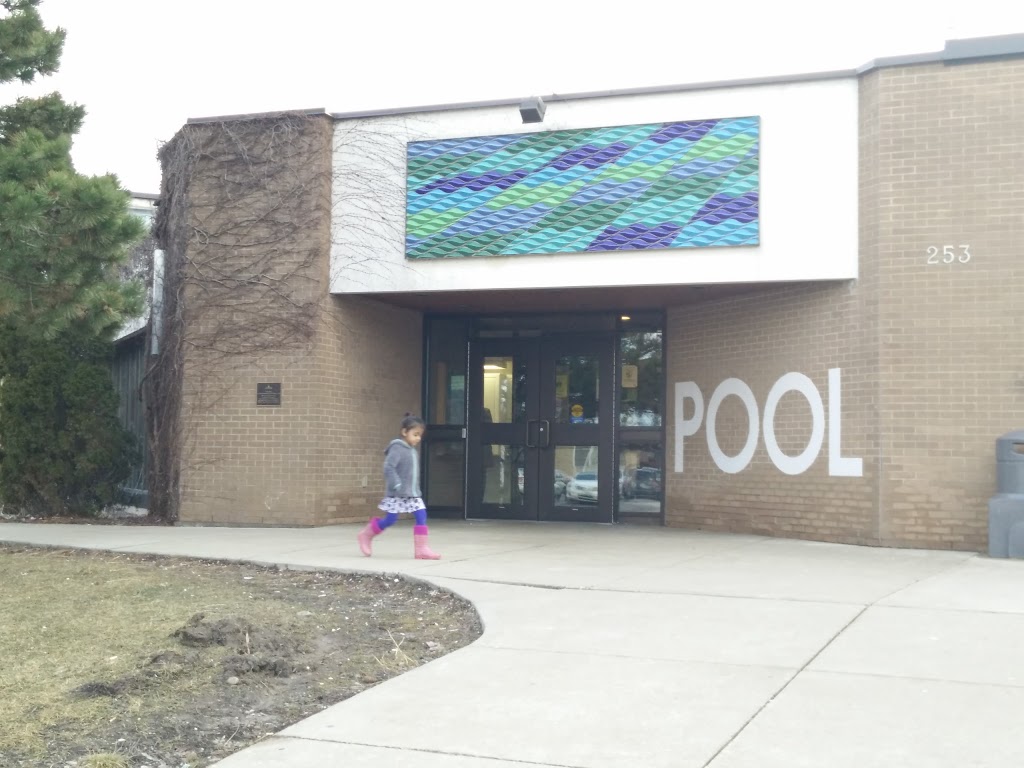 Forest Heights Pool | 253 Fischer-Hallman Rd, Kitchener, ON N2M 4X8, Canada | Phone: (519) 741-2493