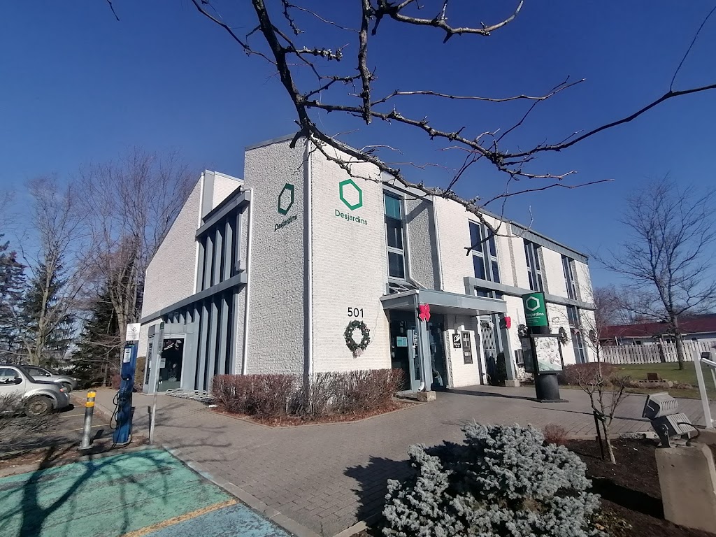 Centre de services Desjardins St-Léonard-dAston | 501 Rue Beaudoin, Saint-Léonard-dAston, QC J0C 1M0, Canada | Phone: (819) 233-2333