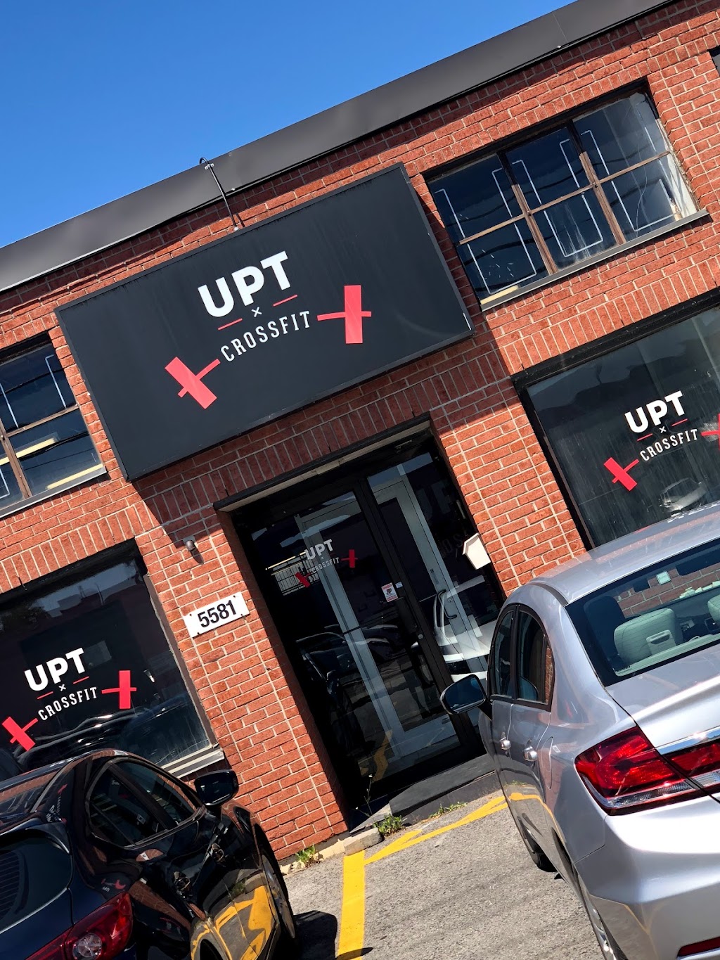 UPT CrossFit | 5581 Pare St, Mount Royal, Quebec H4P 1P7, Canada | Phone: (514) 504-2630