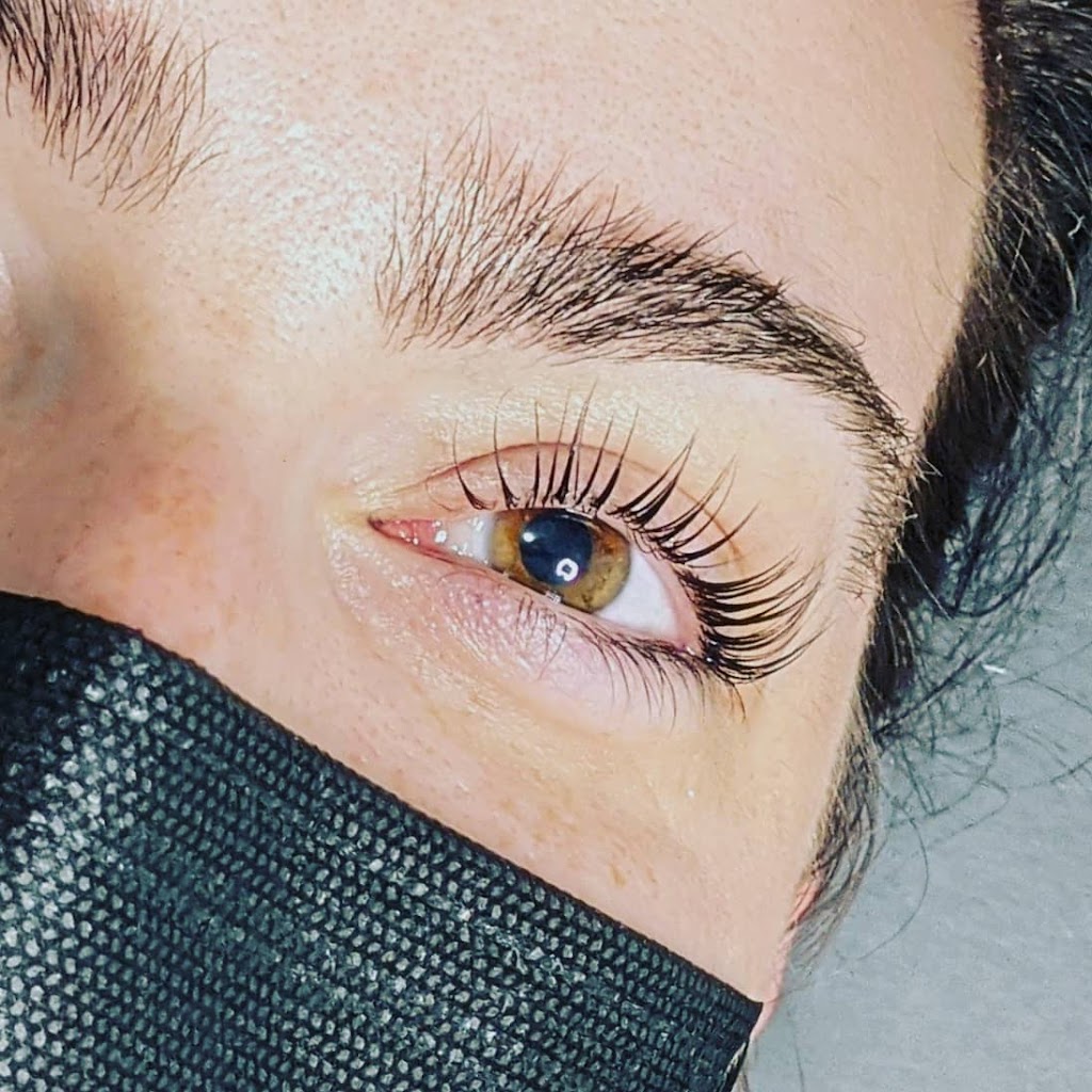 About That Lash Life - Edmonton | 1711 Towne Centre Blvd NW, Edmonton, AB T6R 0T7, Canada | Phone: (780) 886-2607