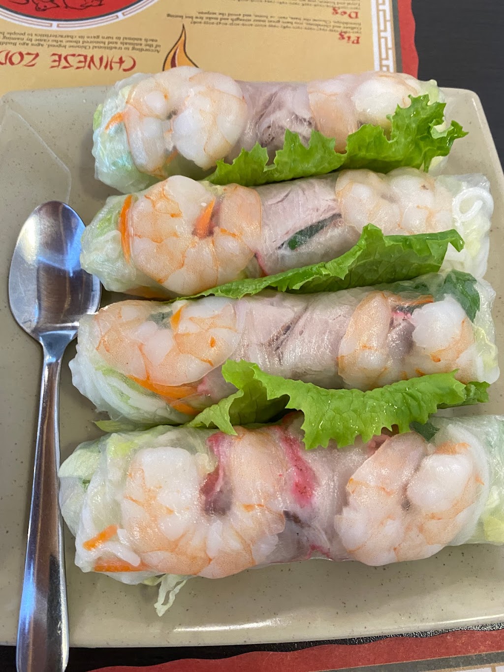 Pho Que Huong | 678 Ellice Ave, Winnipeg, MB R3G 0A9, Canada | Phone: (204) 691-5105