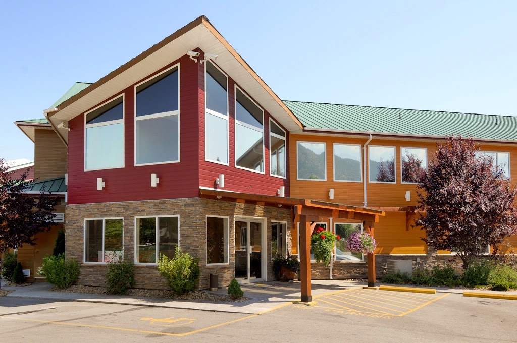 Days Inn & Conference Centre - Penticton | 152 Riverside Dr, Penticton, BC V2A 5Y4, Canada | Phone: (250) 493-6616