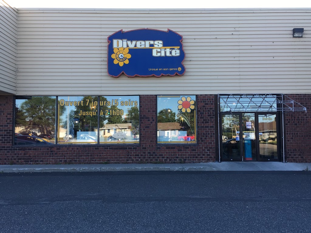 Divers Cité St-Jean | 912 Avenue Taniata, Saint-Jean-Chrysostome, QC G6Z 2E5, Canada | Phone: (418) 834-6116