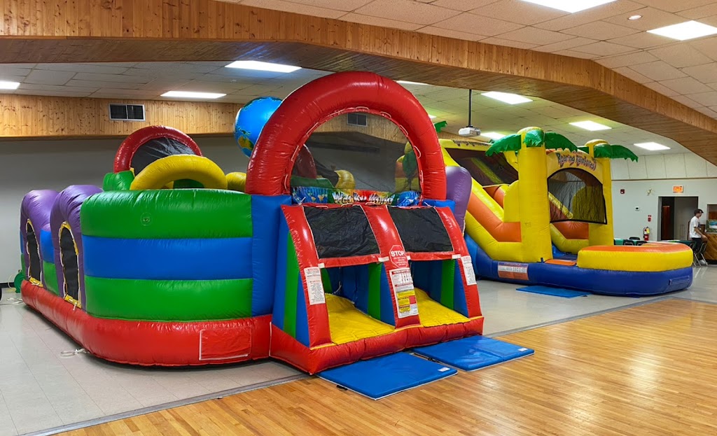 Arborg Entertainment Ltd. (Bounce-A-Mania | 305 Main St, Arborg, MB R0C 0A0, Canada | Phone: (204) 641-4515