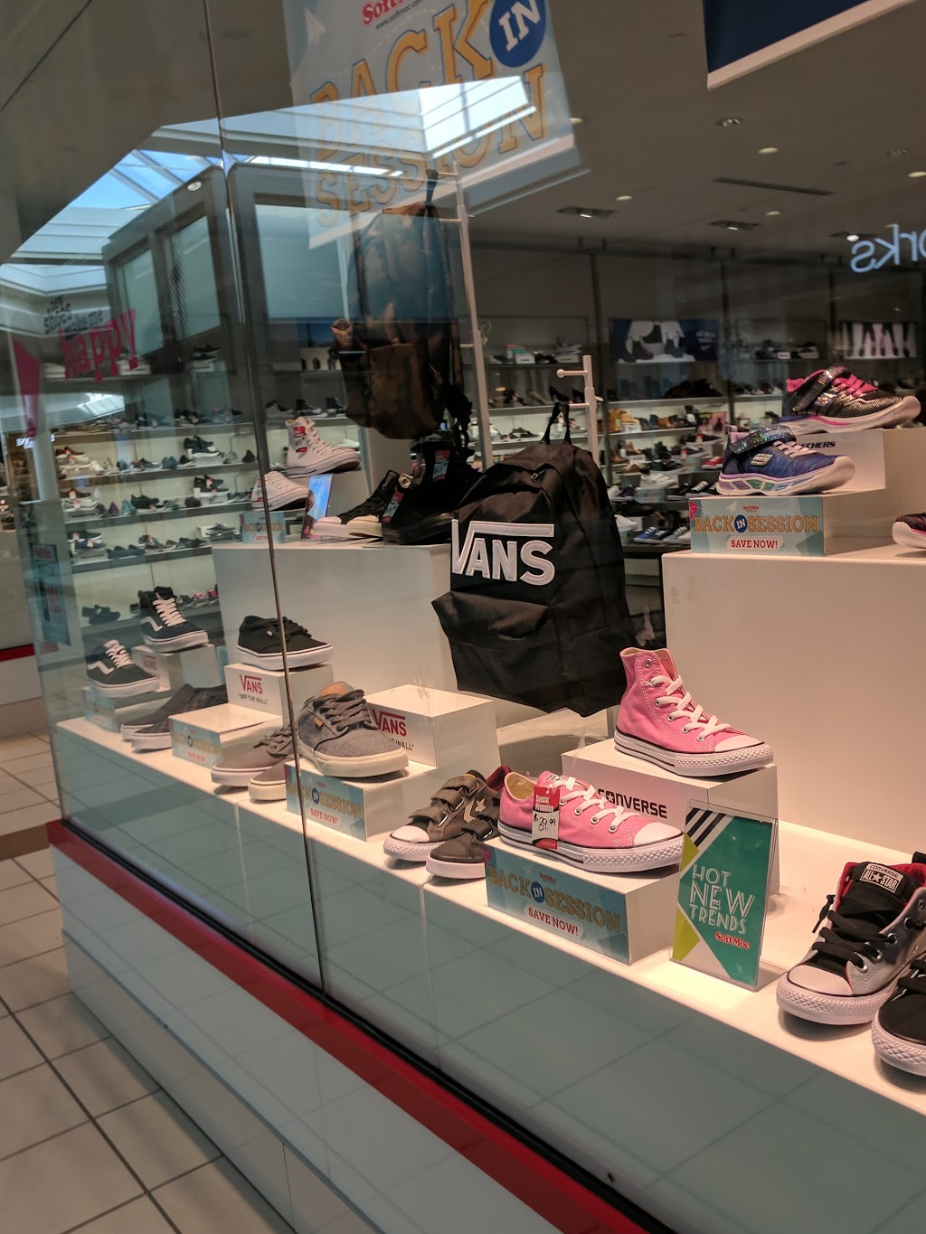 SoftMoc | SoftMoc Upper Canada Mall, 17600 Yonge St GG14, Newmarket, ON L3Y 4Z1, Canada | Phone: (905) 895-0582