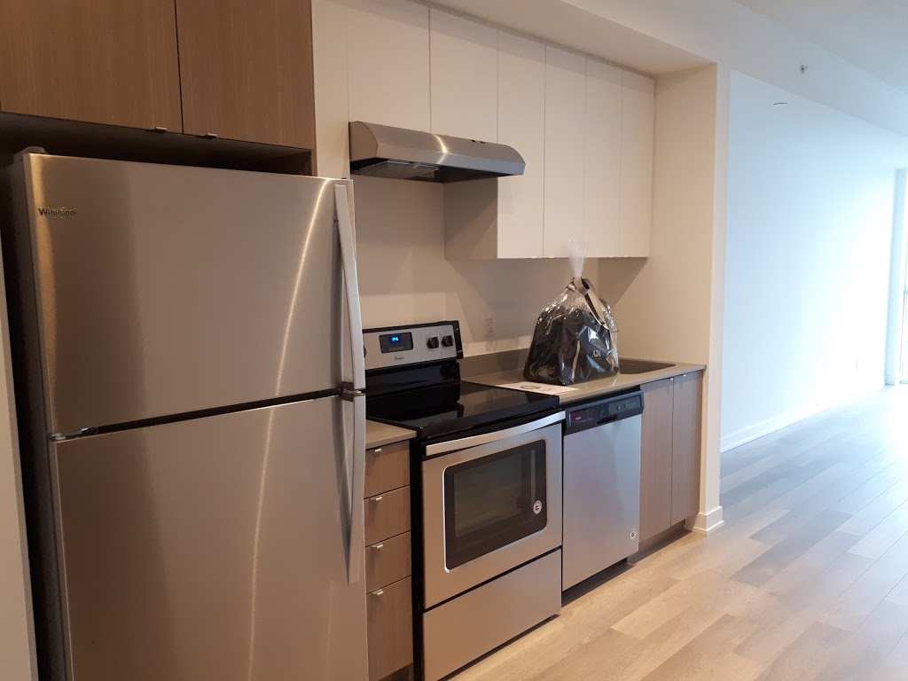 Link2 Condos+Lofts | 5230 Dundas St, Burlington, ON L7L 0J5, Canada | Phone: (905) 592-2028