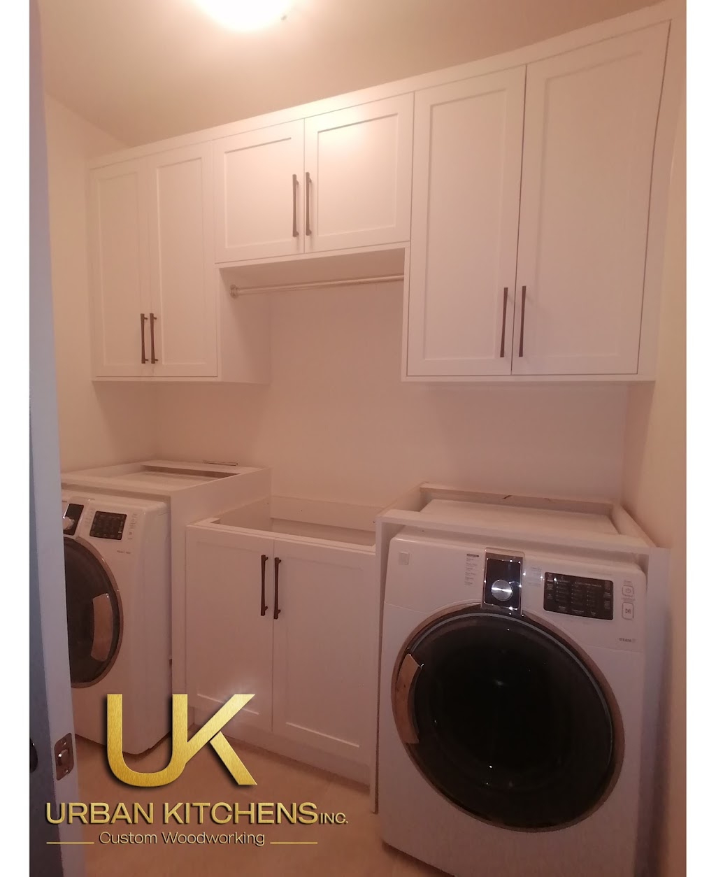 Urban Custom Kitchens Inc | 389 Clyde Rd Unit 9, Cambridge, ON N1R 5S7, Canada | Phone: (416) 985-5339