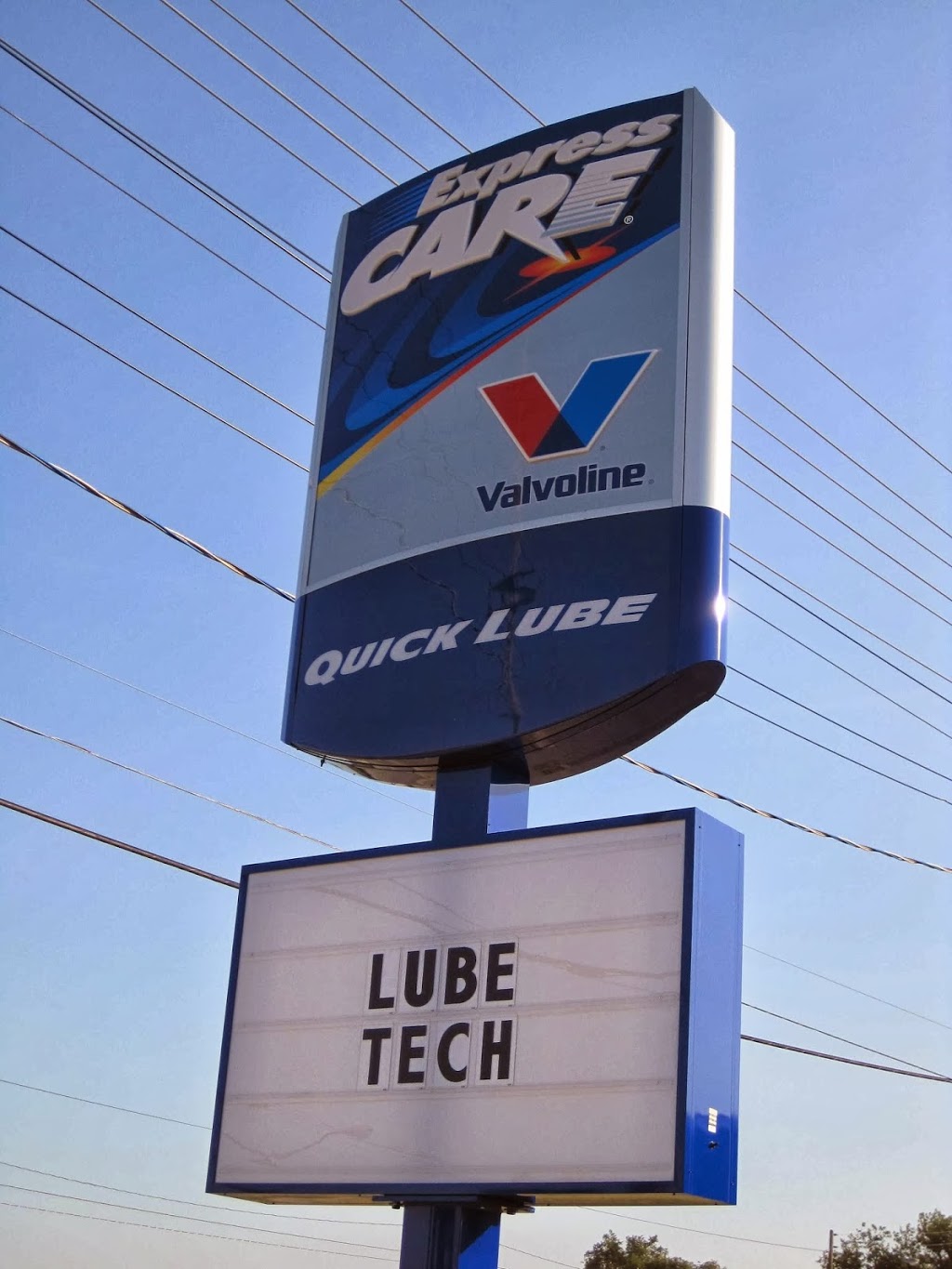 Lube Tech | 495 Richmond St, Chatham, ON N7M 1R2, Canada | Phone: (519) 436-1557