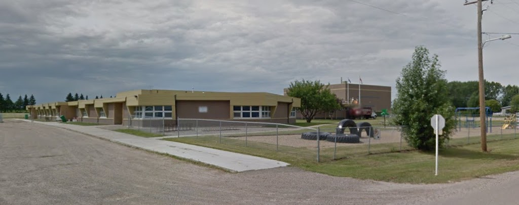 Delburne Centralized School | 2611 18 St, Delburne, AB T0M 0V0, Canada | Phone: (403) 749-3838