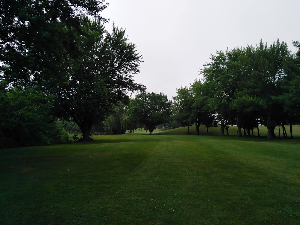 Camlachie Golf & Country Club | 4331 Egremont Rd, Camlachie, ON N0N 1E0, Canada | Phone: (519) 899-4495