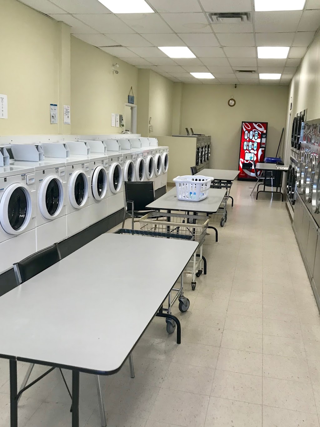 Thorold Laundromat | 9 Pine St N, Thorold, ON L2V 3Z9, Canada