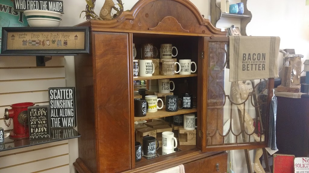 Cheap Shabby Chic | 148 Queen St, Dunnville, ON N1A 1H7, Canada | Phone: (289) 241-1078