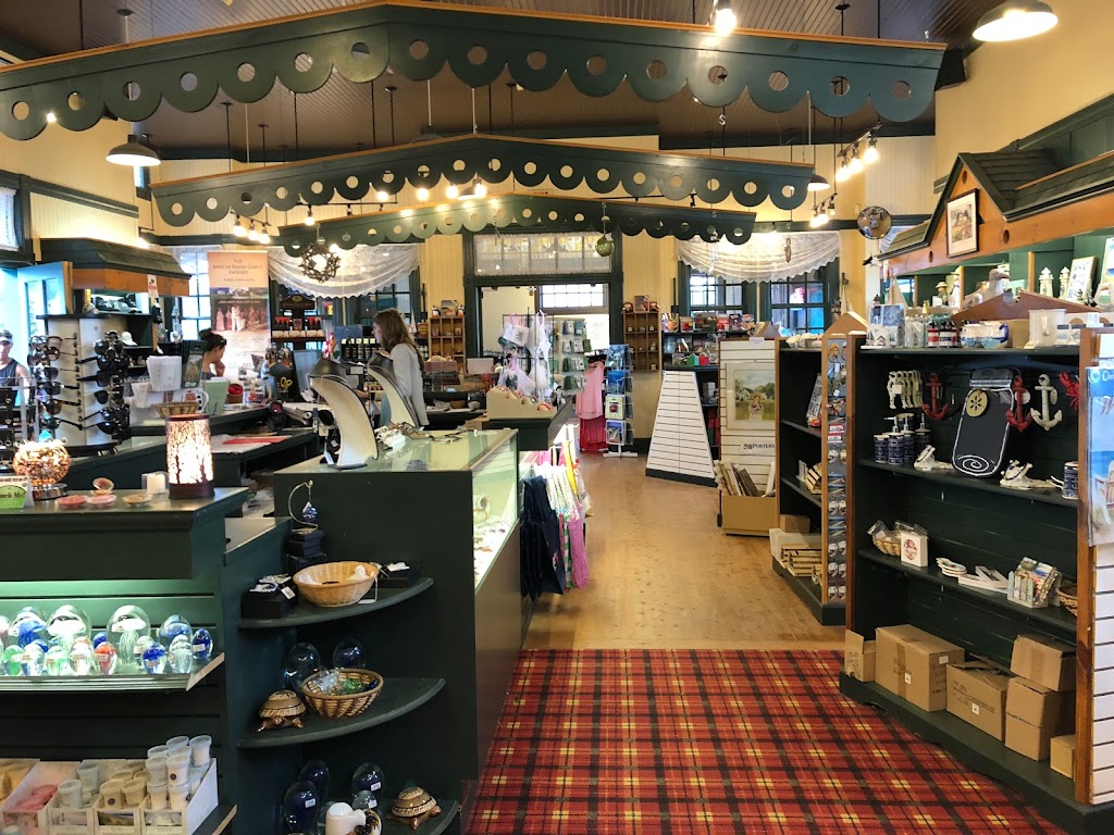 Anne of Green Gables Store | 8779 PE-6, New Glasgow, PE C0A 1N0, Canada | Phone: (800) 665-2663