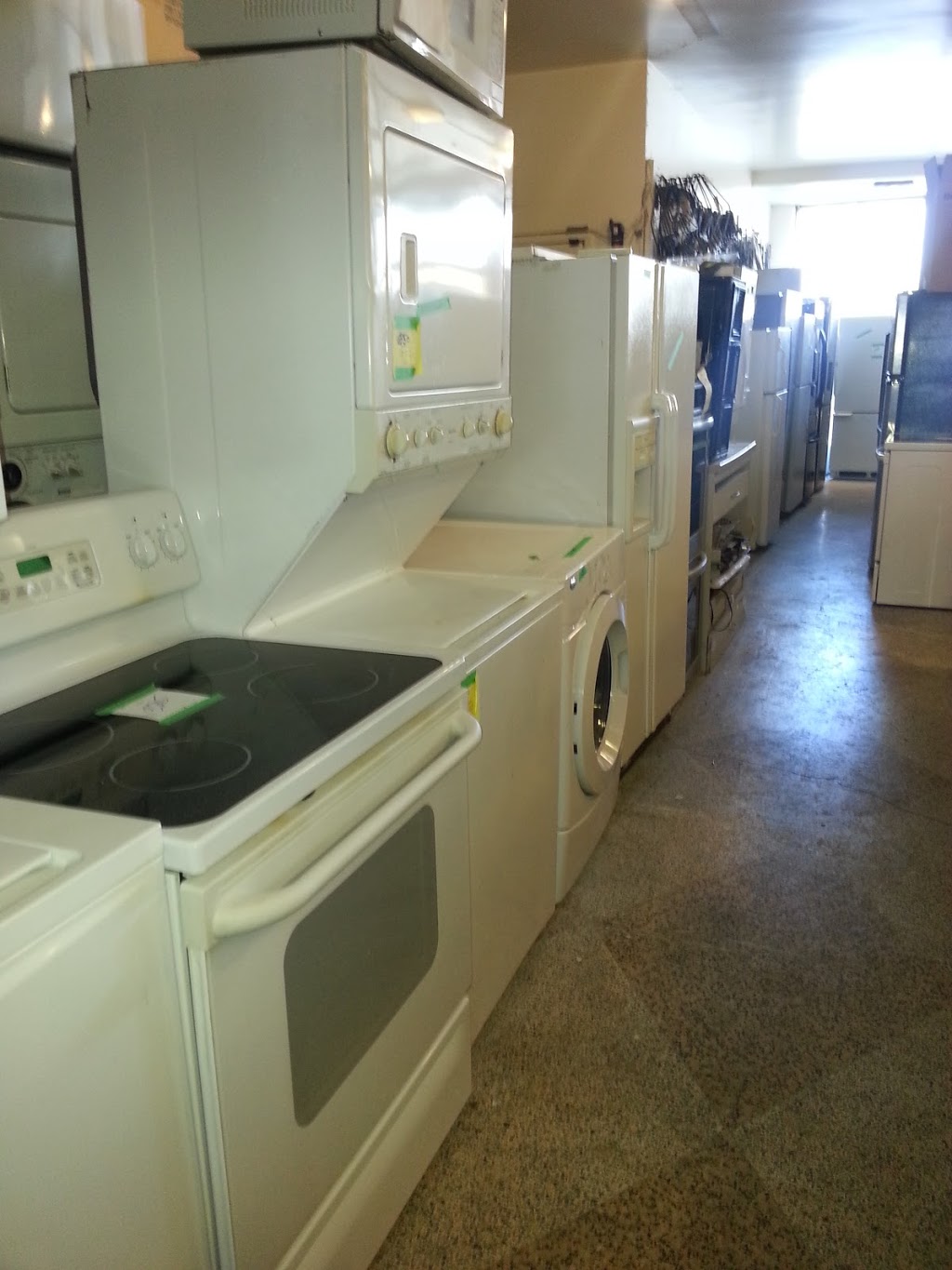 Appliance Store | 186 Parkdale Ave N, Hamilton, ON L8H 5X2, Canada | Phone: (905) 547-0129