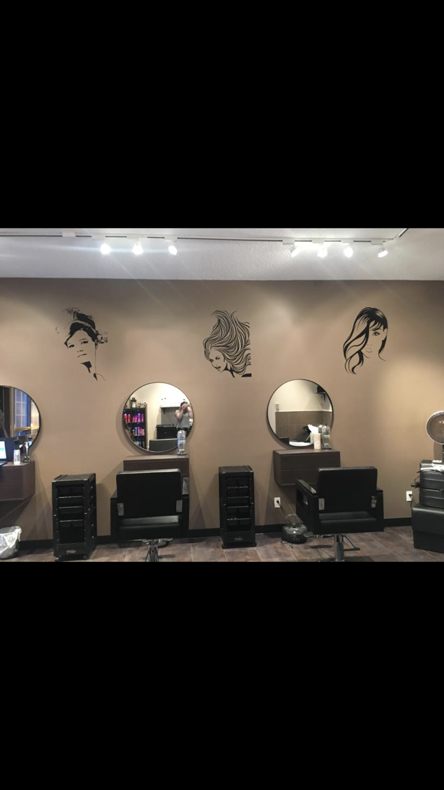 Alluring Elements Hair Studio | 7 River Dr S, Bragg Creek, AB T0L 0K0, Canada | Phone: (403) 949-2168