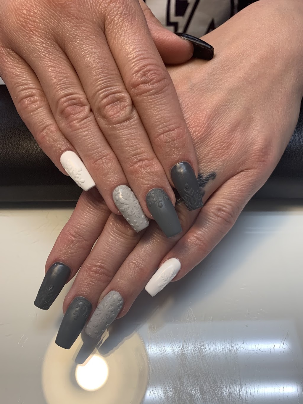 AbigailxNails | 225 Woodbriar Cir SW, Calgary, AB T2W 6B3, Canada | Phone: (403) 714-7773