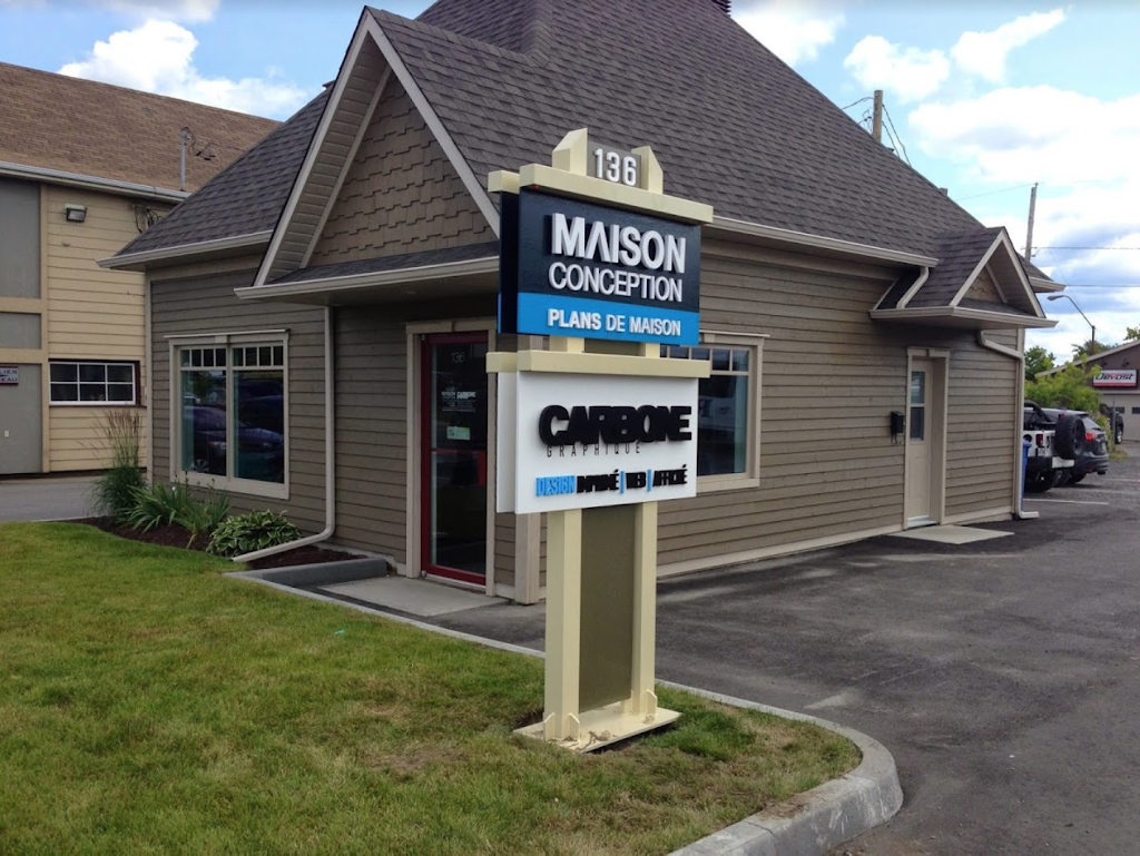 Carbone Graphique | 136 Rue Main E, Coaticook, QC J1A 1N2, Canada | Phone: (819) 849-9216