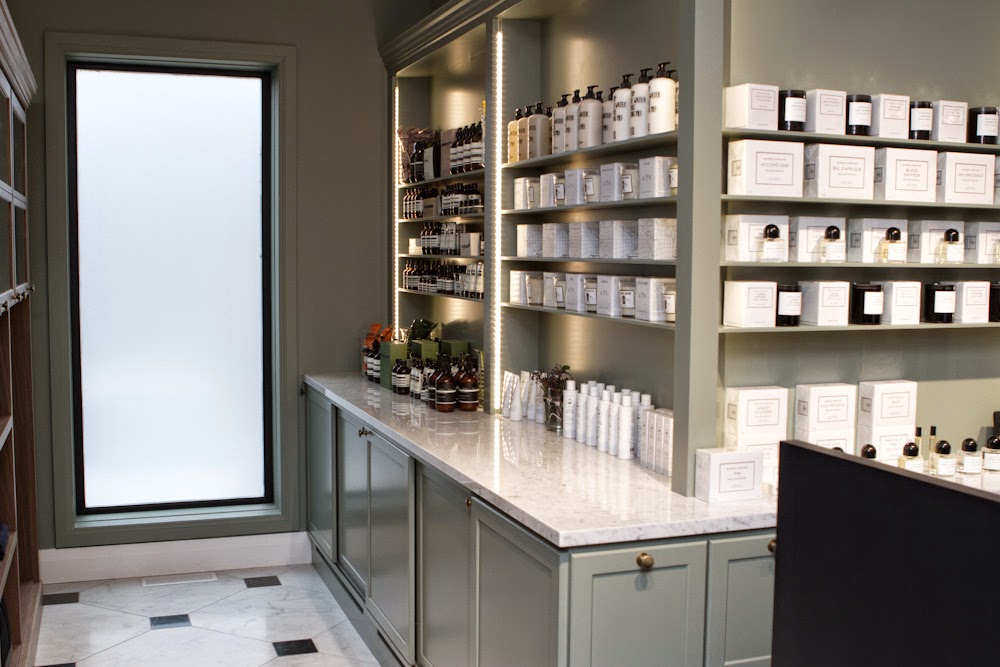 WANT Apothecary, Rosedale | 1070 Yonge St, Toronto, ON M4W 3V7, Canada | Phone: (416) 924-8080