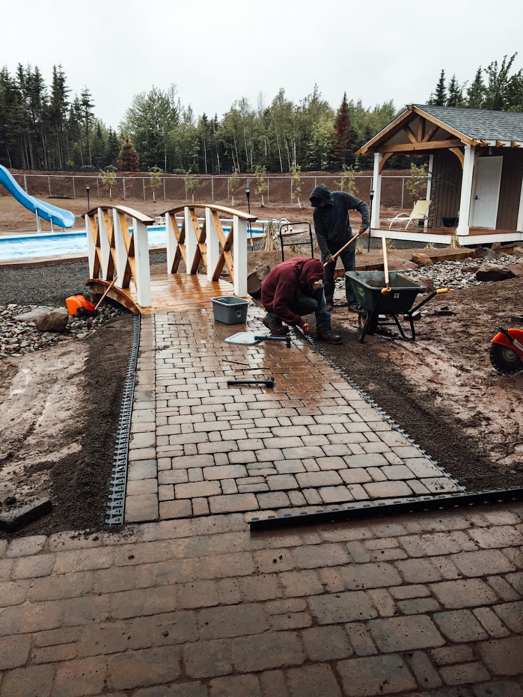 Fraser Landscaping | 535 Charles Lutes Rd, Lutes Mountain, NB E1G 2T4, Canada | Phone: (506) 962-5507