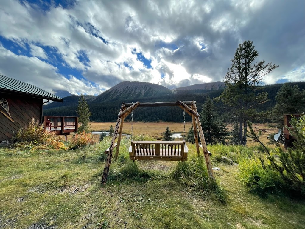 Mount Engadine Lodge | 1 Mount Shark Rd, Canmore, AB T1W 0B9, Canada | Phone: (587) 807-0570