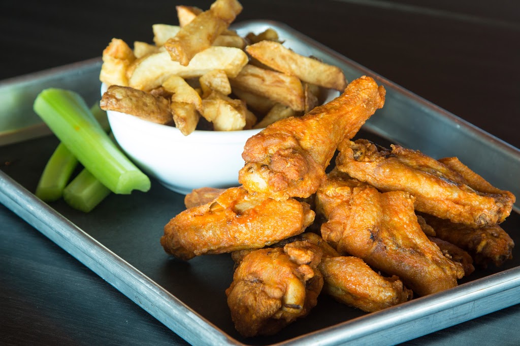 The Dogfish Pub & Eatery | 7 Brimley Rd S, Scarborough, ON M1M 3W3, Canada | Phone: (416) 267-9408