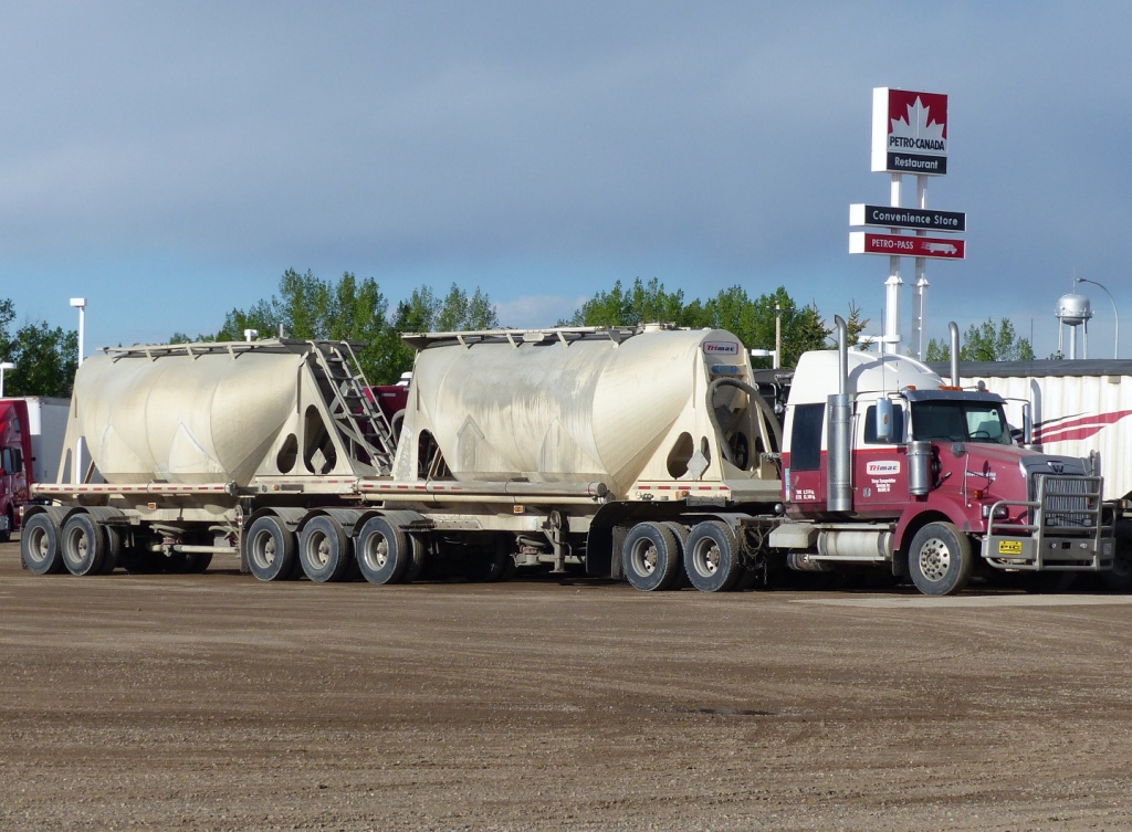 Petro-Canada Gas Station & Petro-Pass Truck Stop | 108 Service Rd, Vulcan, AB T0L 2B0, Canada | Phone: (403) 485-6905