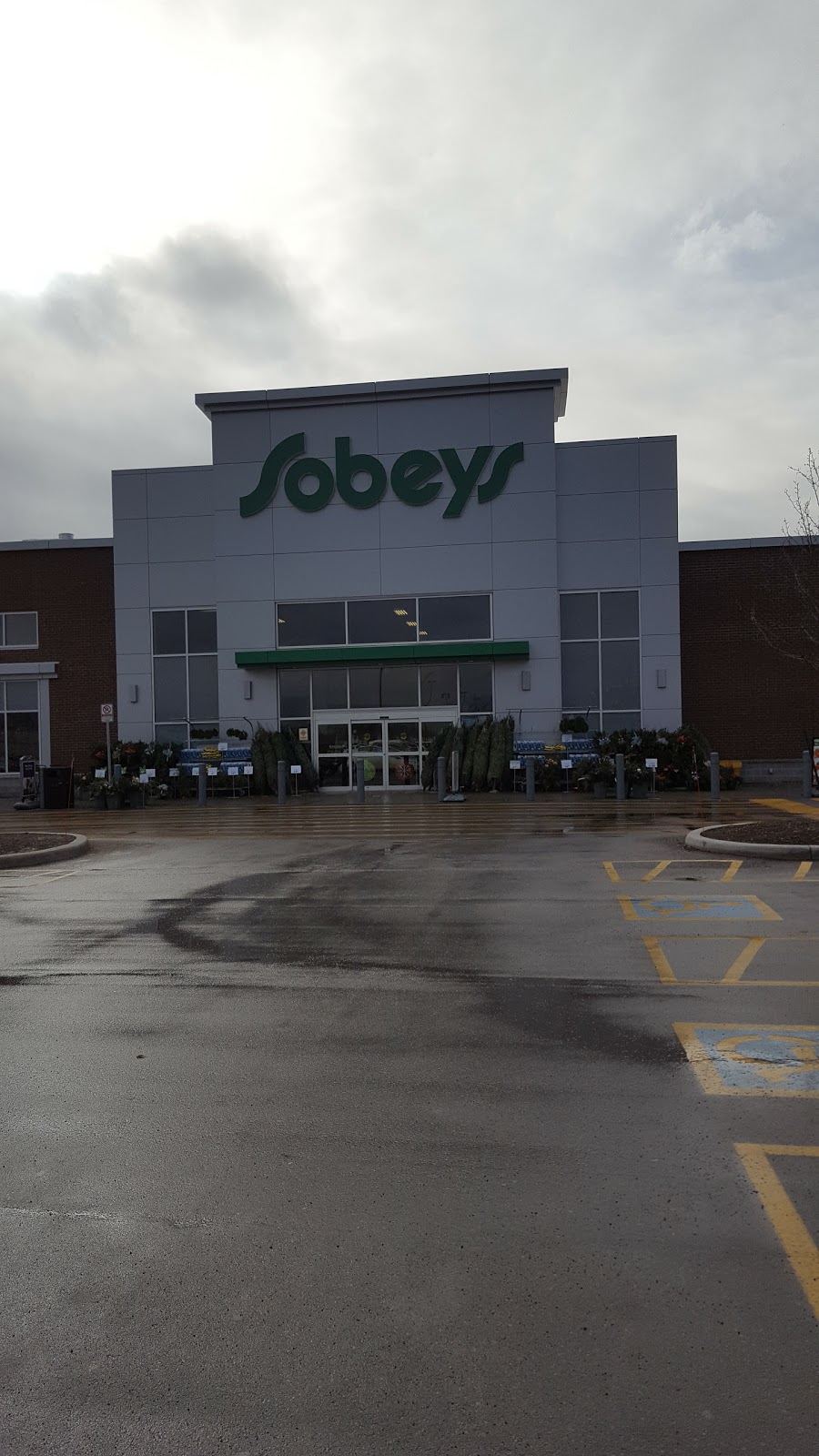 Sobeys Stratford | 249 OLoane Ave, Stratford, ON N5A 5T8, Canada | Phone: (519) 271-5340