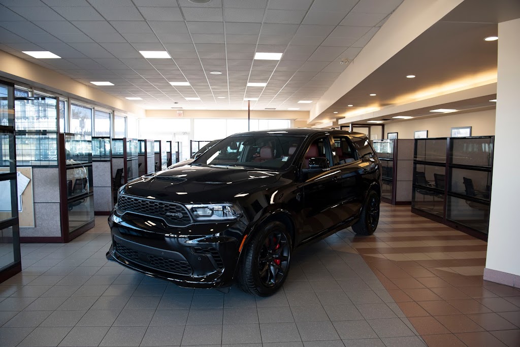 Londonderry Dodge Chrysler Jeep | 13333 Fort Rd NW, Edmonton, AB T5A 1C3, Canada | Phone: (780) 473-6388