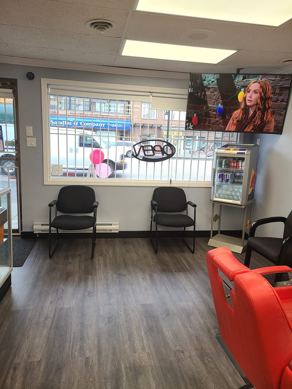 A New Afra Hair Designs Salon | 2524 Kingsway, Vancouver, BC V5R 5H2, Canada | Phone: (604) 431-4589