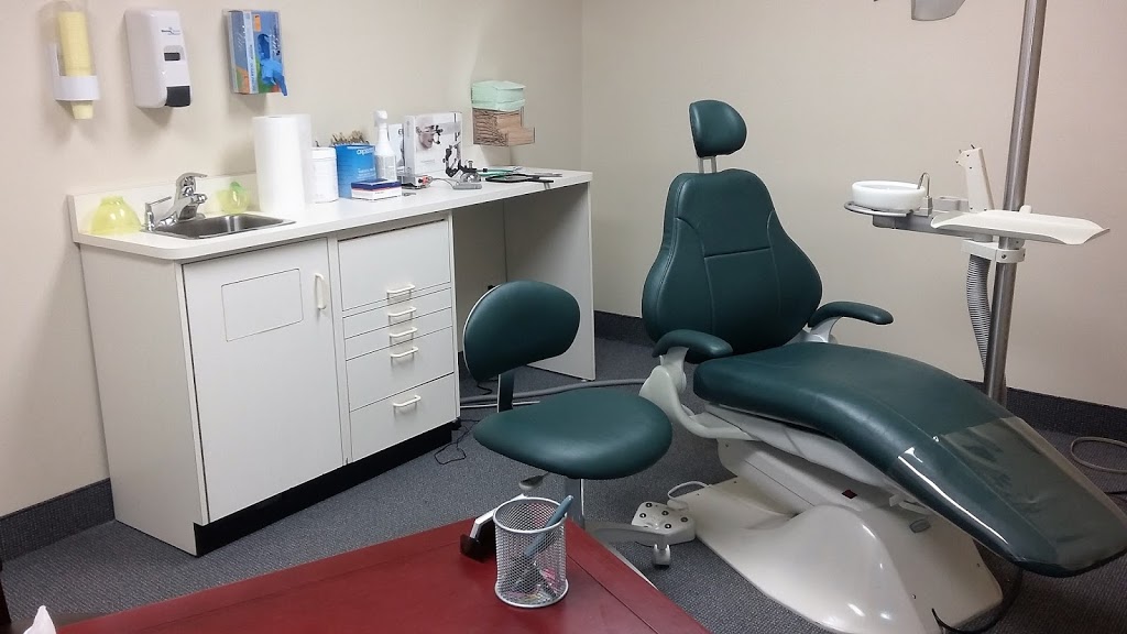 Centre de denturologie de Sainte Adèle | 974 Rue Valiquette, Sainte-Adèle, QC J8B 2M3, Canada | Phone: (450) 229-4939