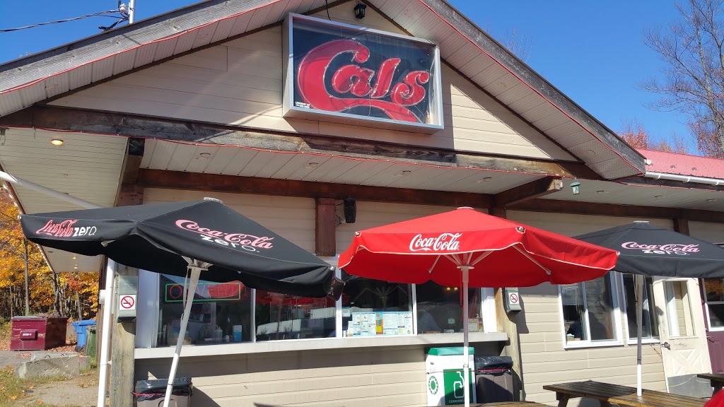 Restaurant Cals Pizza | 6193 Boulevard Labelle, Val-Morin, QC J0T 2R0, Canada | Phone: (819) 322-6421