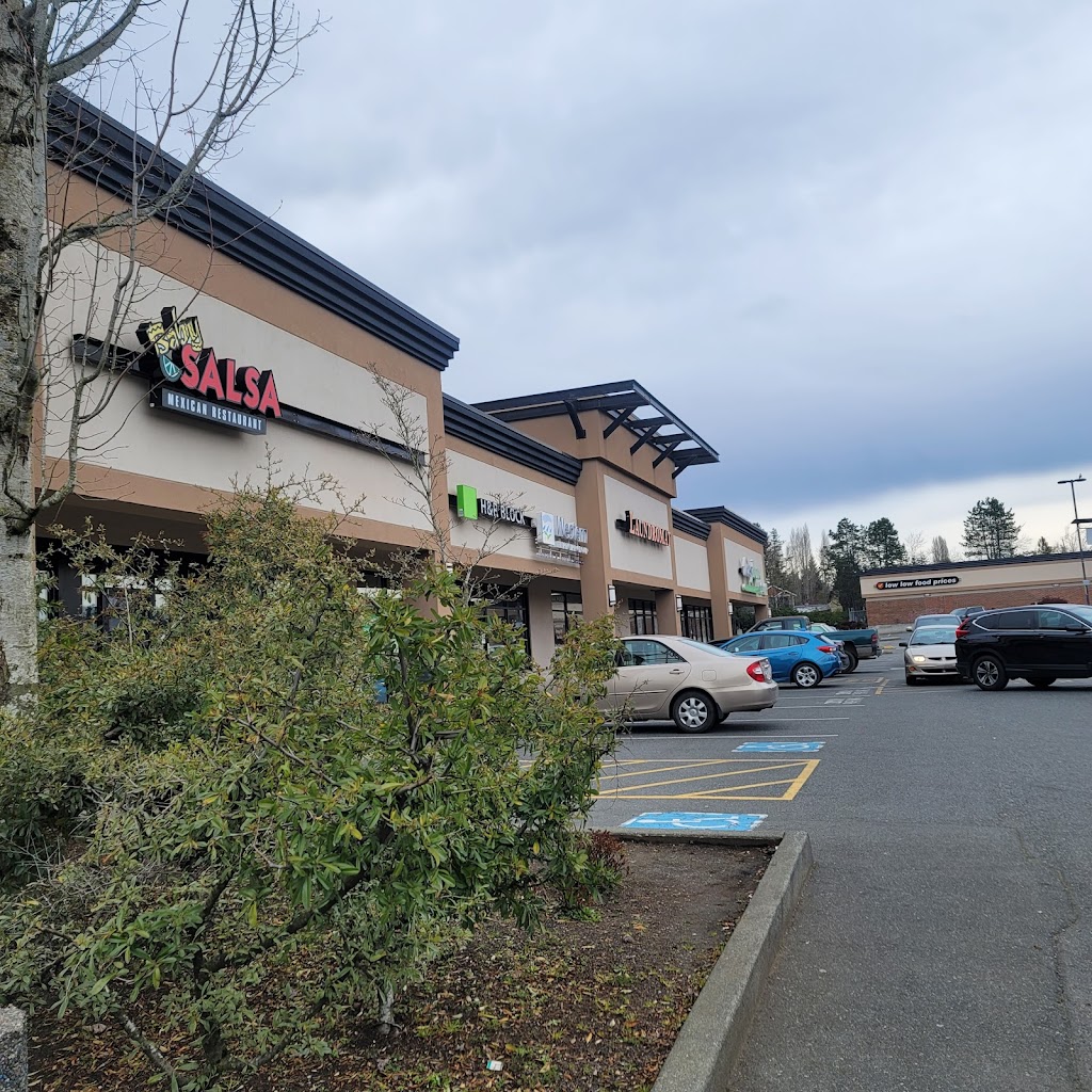 University Village Mall | 530 Fifth St, Nanaimo, BC V9R 1P1, Canada | Phone: (250) 754-4471