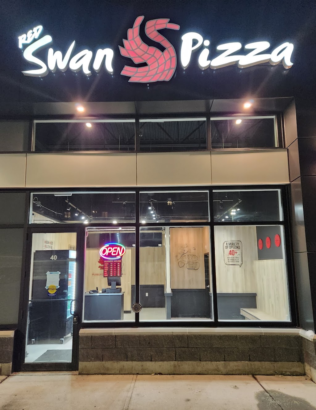Red Swan Pizza | 471 Terry Fox Dr Unit #40, Kanata, ON K2T 0A3, Canada | Phone: (613) 271-1009