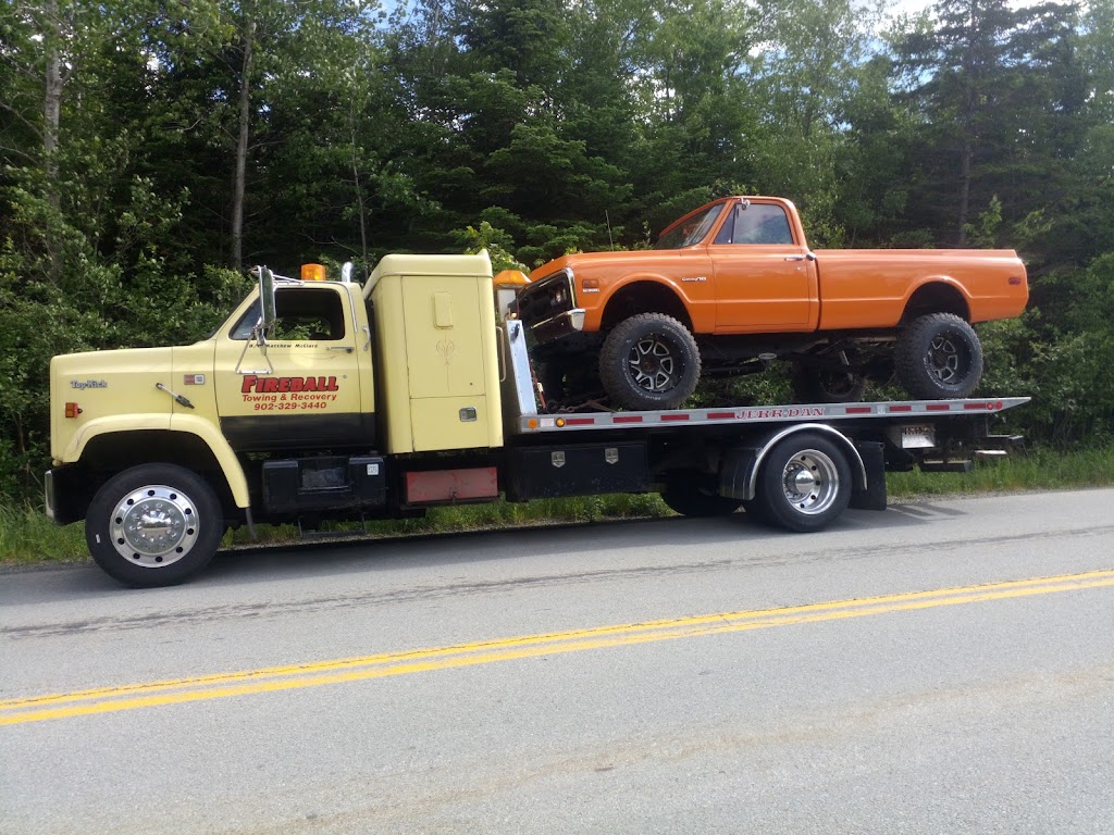 FireBall Towing & Recovery | 796 Ardoise School Rd, Mount Uniacke, NS B0N 1Z0, Canada | Phone: (902) 329-3440