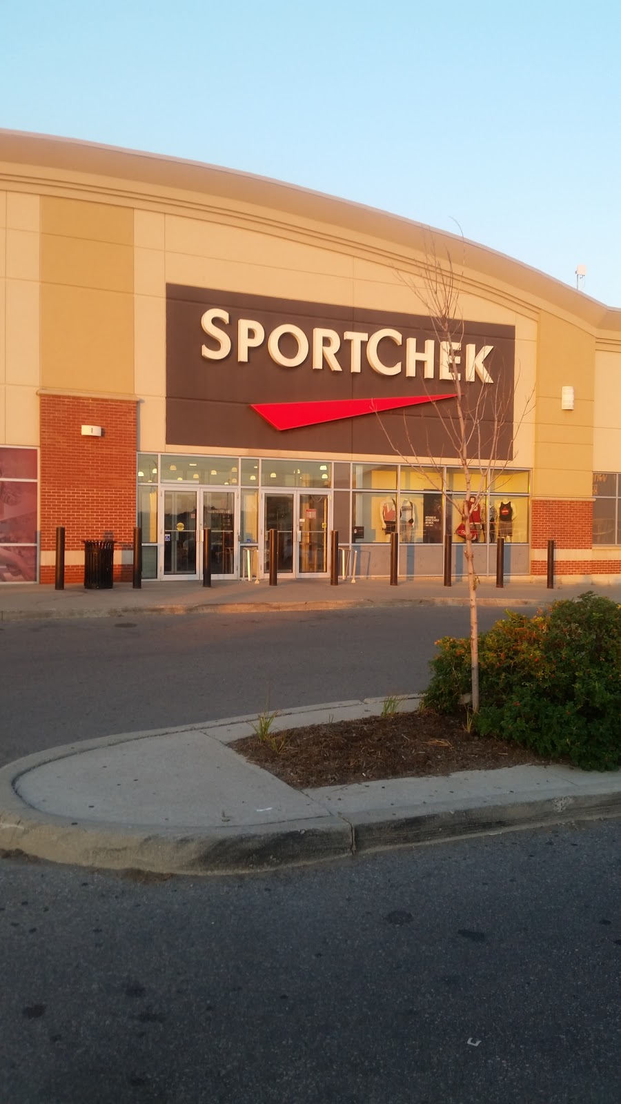 Sport Chek Appleby Crossing | 2445 Appleby Line Unit #A03, Burlington, ON L7L 0B6, Canada | Phone: (905) 331-2560