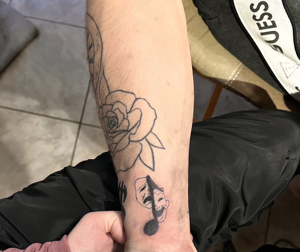 Romeo’s tattoos | 540 Av. des Mésanges, Saint-Jérôme, QC J7Z 6S8, Canada | Phone: (450) 858-2818