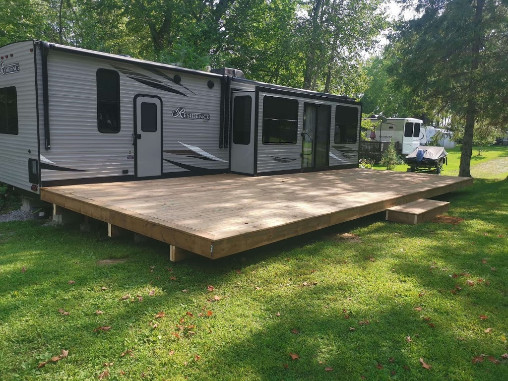 Country Mile Decks | West Street S, Orillia, ON L3V 5E1, Canada | Phone: (705) 323-3668