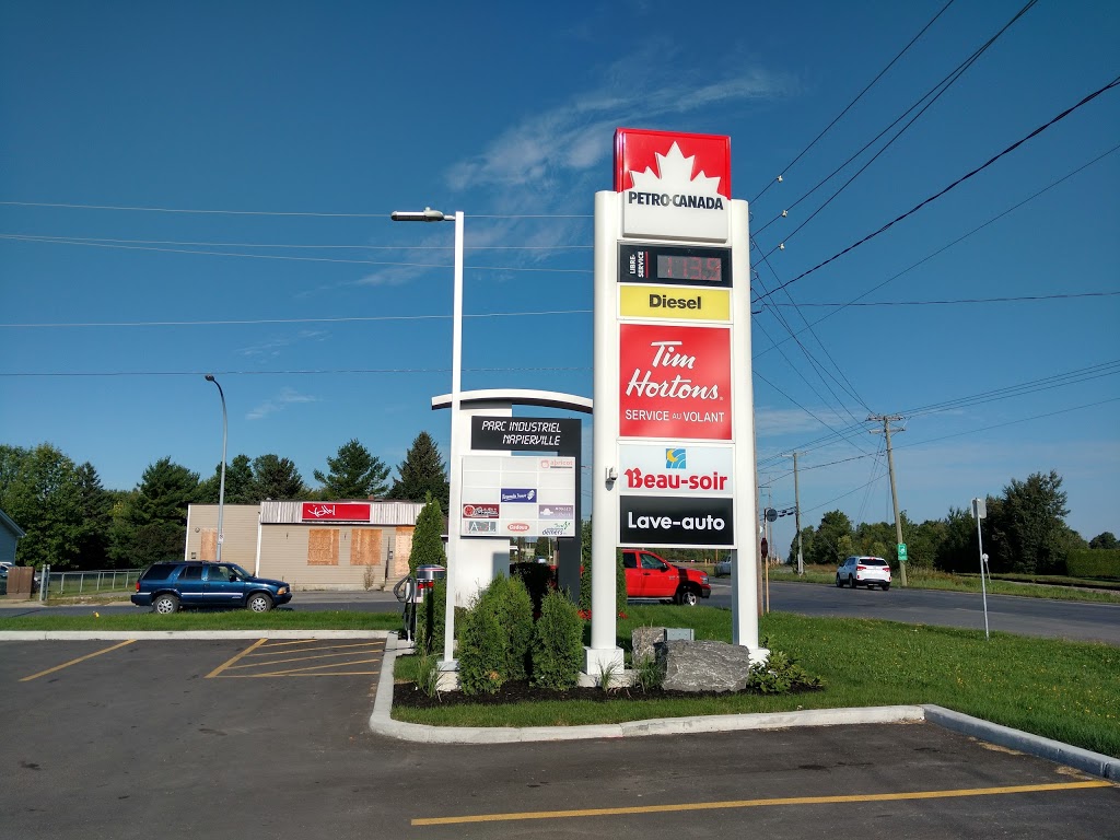 Petro-Canada | 170 Boulevard Industriel, Napierville, QC J0J 1L0, Canada | Phone: (450) 245-0045