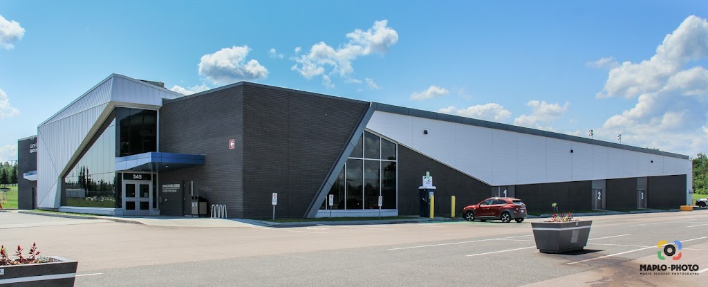 Centre sportif Benoît-Levesque | 345 Bd de la Jeunesse, Roberval, QC G8H 3G9, Canada | Phone: (418) 275-0202