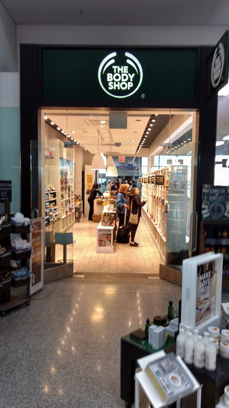 The Body Shop | Terminal 1, 6301 Silver Dart Dr, Mississauga, ON L4W 1S9, Canada | Phone: (905) 673-7263