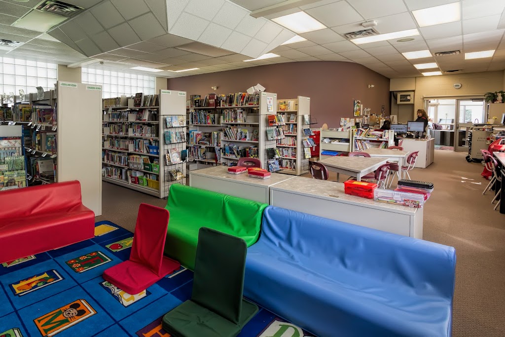 Rosemary School and Public Library | 622 Dahlia St, Rosemary, AB T0J 2W0, Canada | Phone: (403) 378-4493