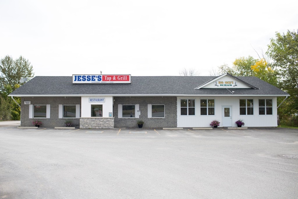 Jesses Tap & Grill | 583 Robinson Rd, Ennismore, ON K0L 1T0, Canada | Phone: (705) 292-9175