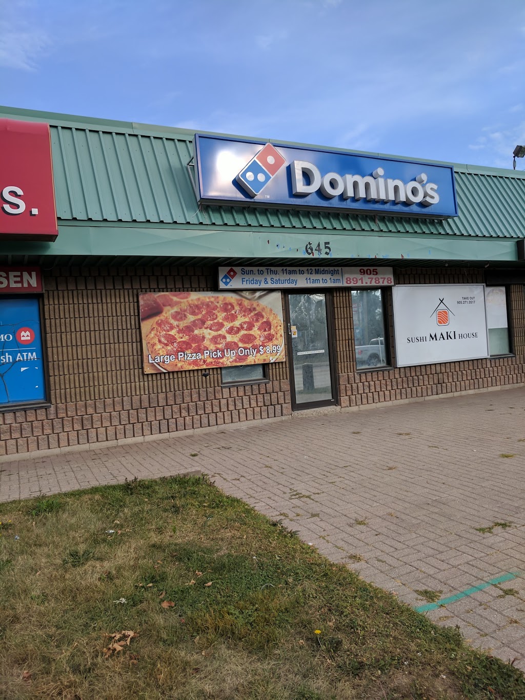 Dominos | 645 Lakeshore Rd E, Mississauga, ON L5G 1J5, Canada | Phone: (905) 891-7878