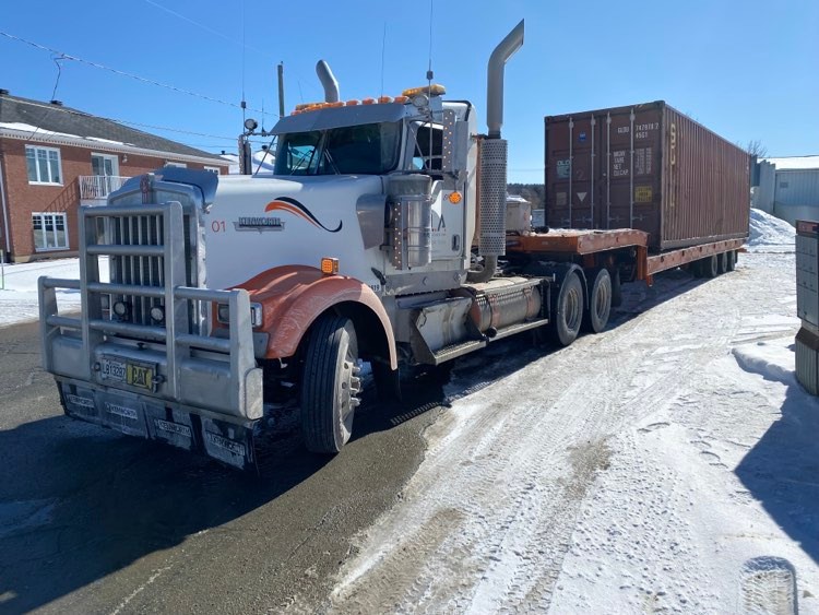 Transport PLA Boucher inc. | 8191 QC-204, Frontenac, QC G6B 2S1, Canada | Phone: (819) 214-3988