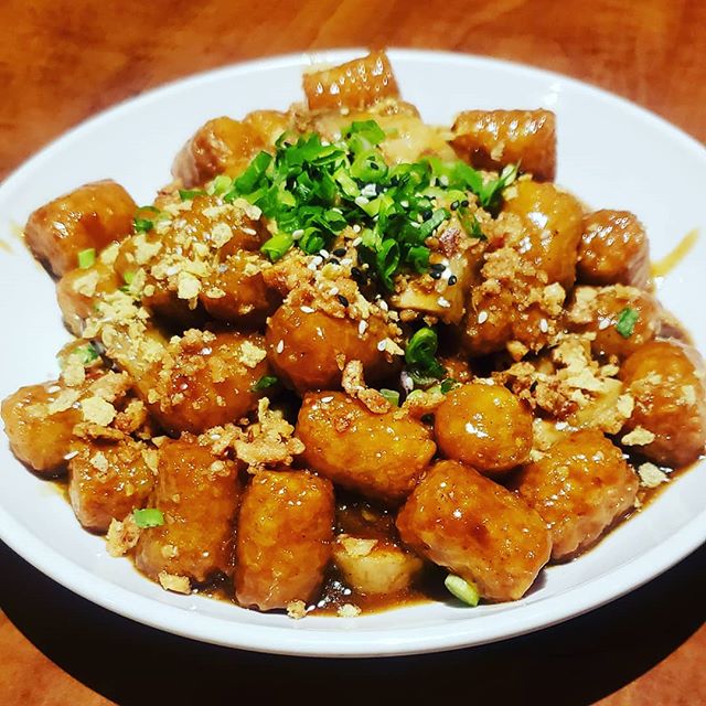 BAOHOUSE | 637 Corydon Ave, Winnipeg, MB R3M 0W3, Canada | Phone: (204) 504-8383