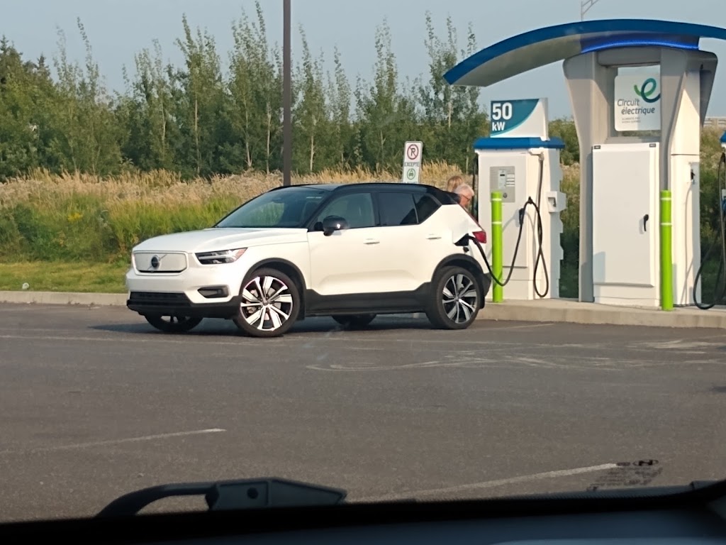 Circuit Électrique Charging Station | 90 Rte Jean-Baptiste-Casault, Montmagny, QC G5V 3R8, Canada | Phone: (800) 686-9243